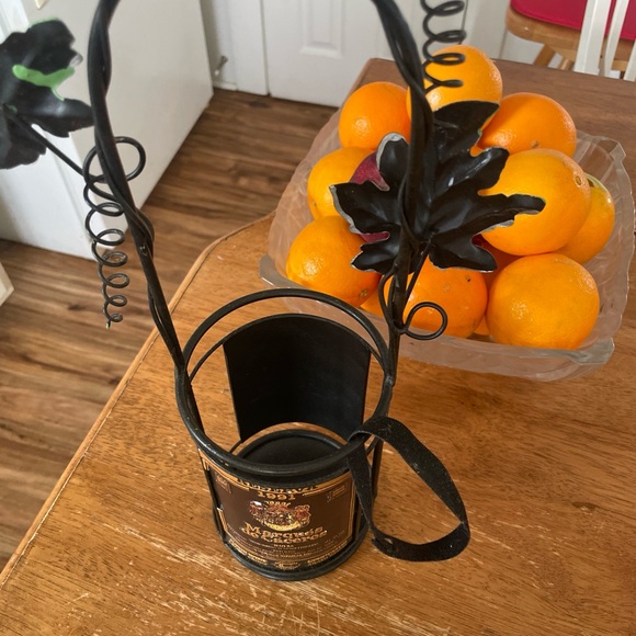 Wine Bottle Holder - Black and Green - Picture 3 of 4